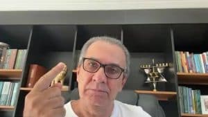 Malafaia diz que Bolsonaro é covarde e omisso e questiona: ‘Que porcaria de líder é esse?'