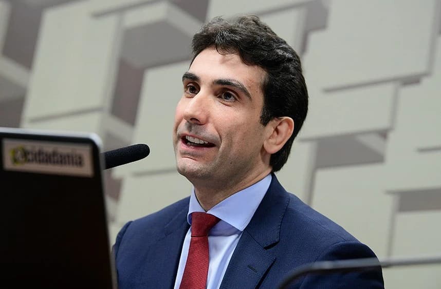 Senado aprova indicação de Gabriel Galípolo para comandar Banco Central