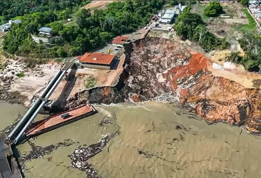 Porto desaba em meio a obras no Amazonas; população relata que pelo menos 200 pessoas foram soterradas