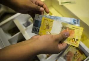 Clientes de bancos têm até quarta-feira (16) para sacar valores esquecidos