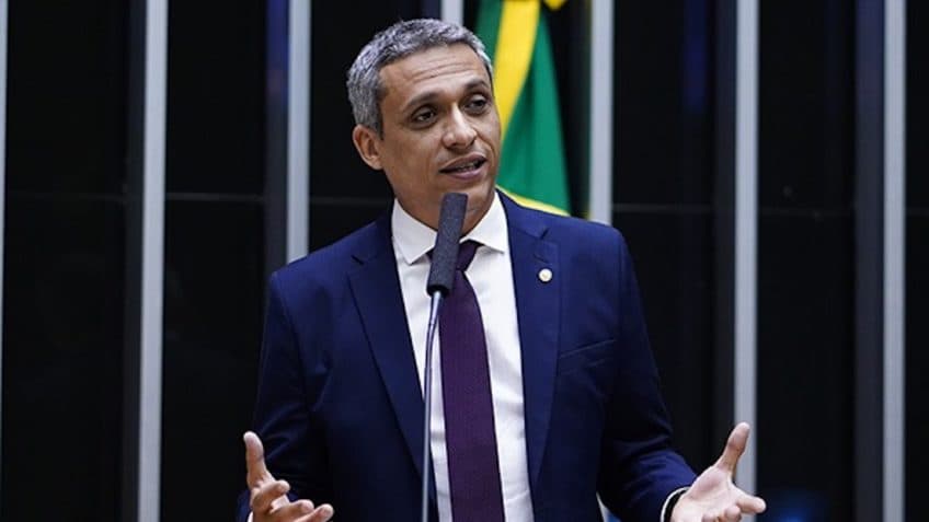 Entenda a investigação contra o deputado Gustavo Gayer no STF