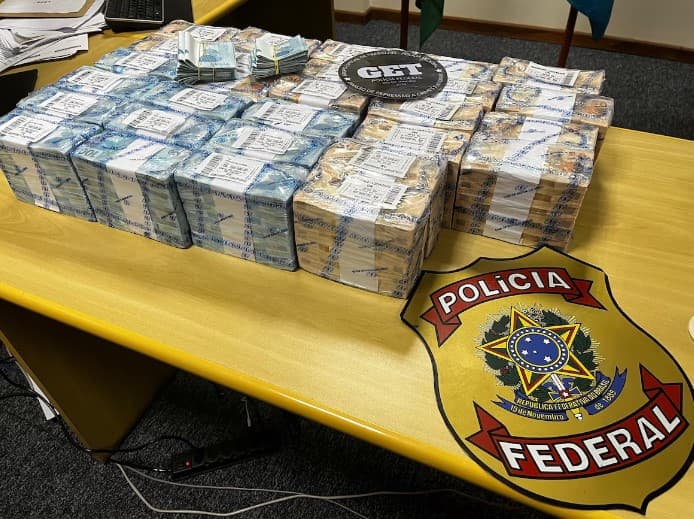 PF já confiscou R$ 16,7 milhões em bens e dinheiro vivo de grupos políticos por compra de votos