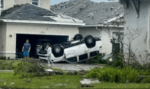 VÍDEO: Furacão Milton deixa rastro de destruição na Flórida; assista