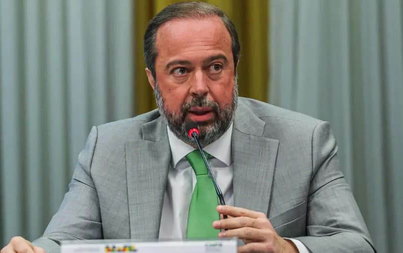 Horário de verão não volta em 2024, diz ministro de Minas e Energia