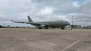 Em meio a bombardeios, voo para resgatar brasileiros em Beirute é atrasado por questão de segurança