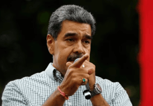 Maduro chama Lula a se pronunciar sobre veto à entrada da Venezuela no Brics