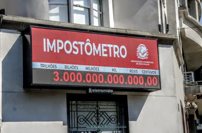 Brasileiros já pagaram R$ 3 trilhões em impostos em 2024; marca foi alcançada com 54 dias de antecedência em comparação a 2023