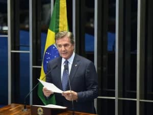 STF forma maioria para rejeitar recursos e manter pena de 8 anos de prisão para Collor na Lava Jato