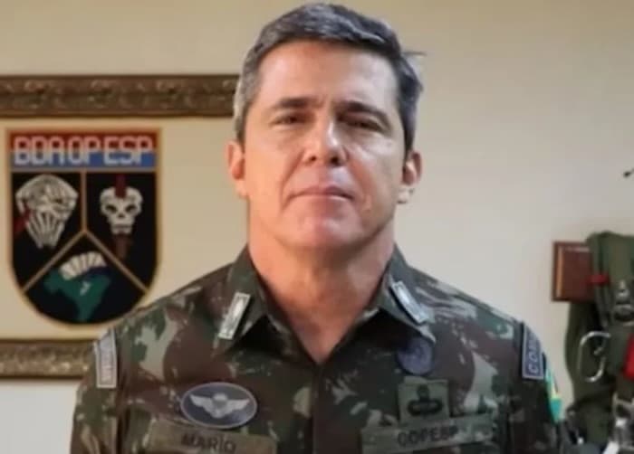 General tinha “roteiro” para deputados rebaterem 8/1