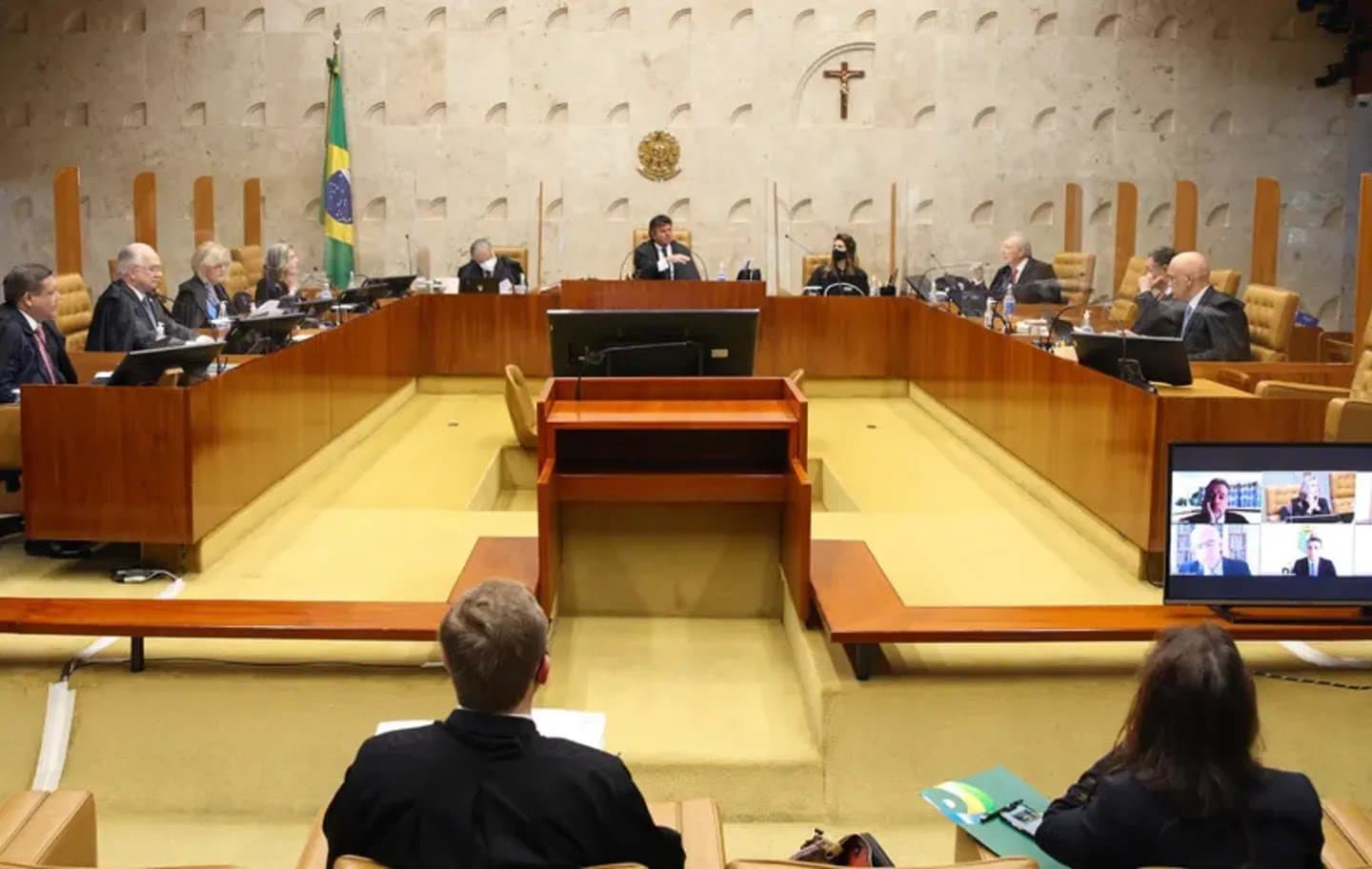 STF retoma julgamento sobre responsabilidade de redes sociais por conteúdos publicados