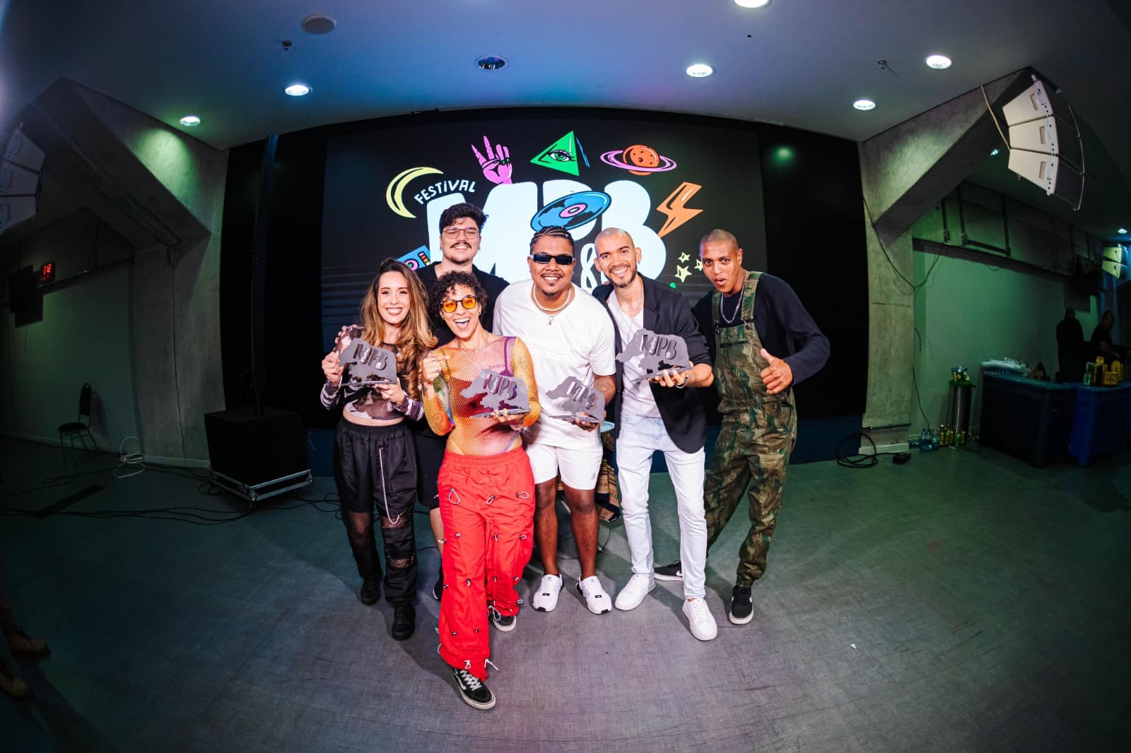 Leozinho do BA vence final do Concurso de Bandas e se apresenta hoje no palco do Festival MPB84