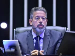Planalto não me chamou para discutir corte de gastos, diz Lira