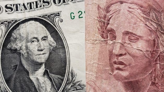 Real é a 7ª moeda que mais desvalorizou frente ao dólar em 2024