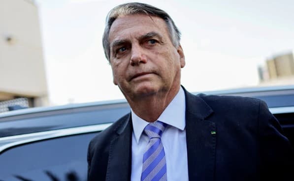 PF indicia Bolsonaro, Braga Netto e mais 35 em inquérito sobre tentativa de golpe de estado