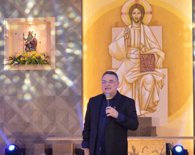 Padre Nunes assume importante Paróquia com três capelas e ainda leva auxiliar