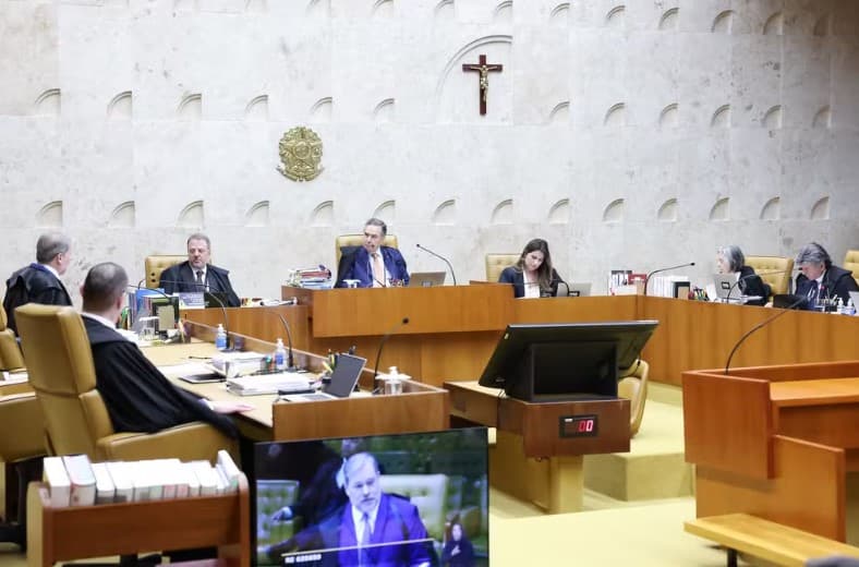 STF tem maioria para validar uso de símbolos religiosos em órgãos públicos