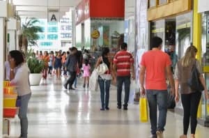 Veja como fica o funcionamento do comércio em Natal nos dias 31 de dezembro e 1º de janeiro
