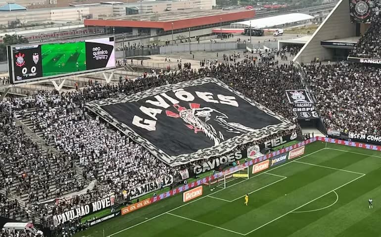 Gaviões paga 1ª parcela da dívida do estádio com recursos da vaquinha