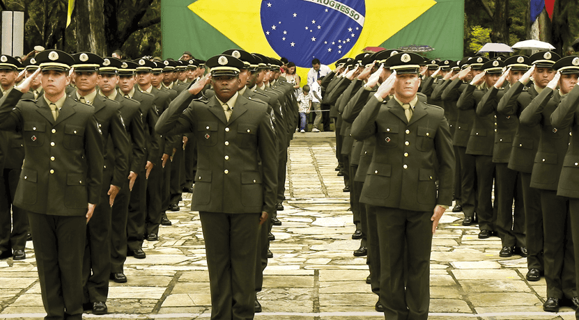 Carreiras militares têm pico de evasão e perdem mais de 5 mil profissionais em 10 anos