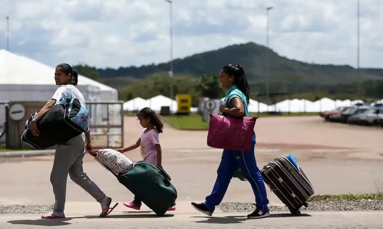 Brasil recebeu 185 pedidos de refúgio por dia em 2024; Venezuela e Cuba lideram lista