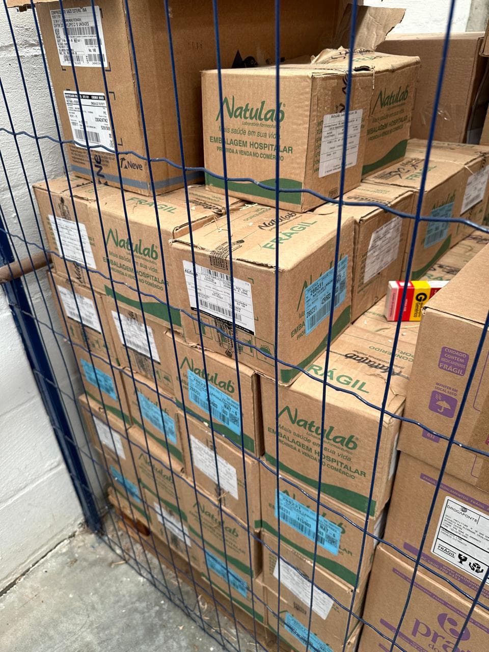 ABSURDO: Enquanto o povo de São Gonçalo sofre com desabastecimento das unidades de saúde, gestão de Eraldo, O Ingrato, deixa vencer mais de 500 mil medicamentos em estoque