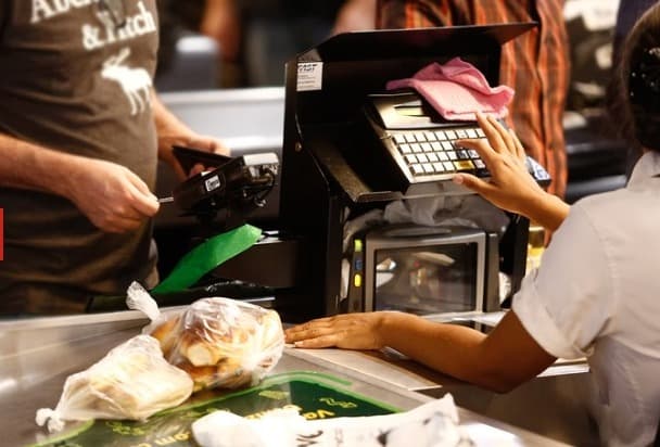 Inflação vai a 4,87% em 12 meses e estoura o teto da meta em novembro