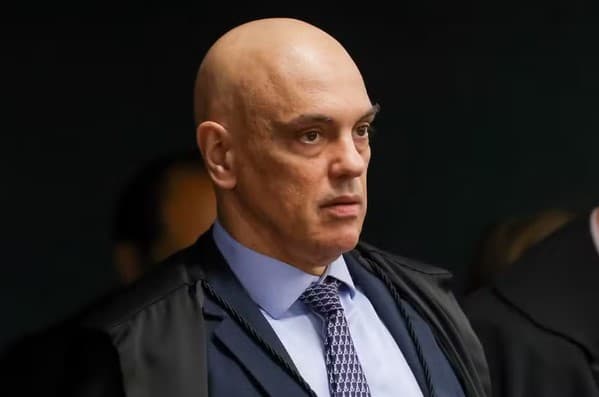 STF tem maioria para rejeitar recurso de Bolsonaro e manter Moraes na relatoria das investigações do chamado "inquérito do golpe"