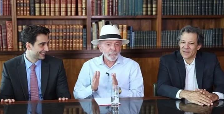 "Não haverá interferência da Presidência no trabalho do BC", diz Lula