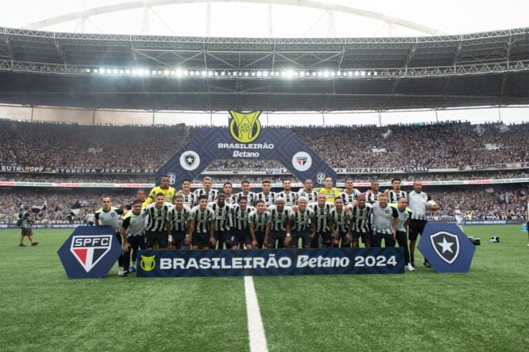 Botafogo vence o São Paulo e conquista o Brasileirão uma semana após a Libertadores