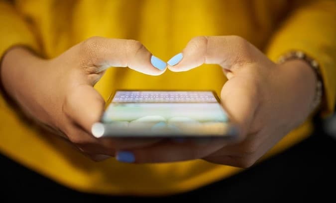 Anatel autoriza mudança de preço durante vigência de plano de celular