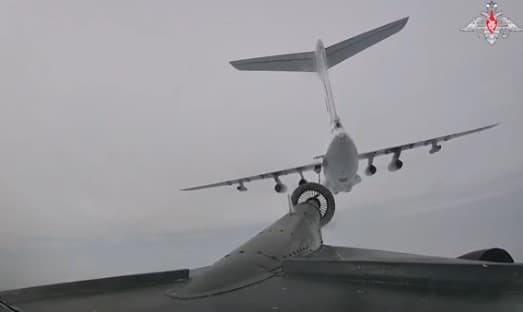 Rússia faz exercício militar com bombardeiros perto da costa dos EUA após general dizer: ‘Controle de armas ficou no passado'