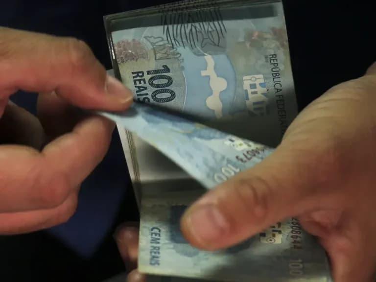 DINHEIRO ESQUECIDO: Brasileiros ainda têm R$ 6,2 bilhões disponíveis para resgate