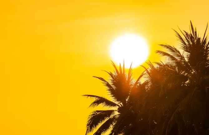 Verão começa neste sábado (21) com previsão de ser menos quente e ter chuvas dentro da normalidade no RN, diz Emparn