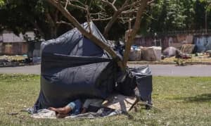 Número de pessoas em situação de rua no país aumenta em 25%
