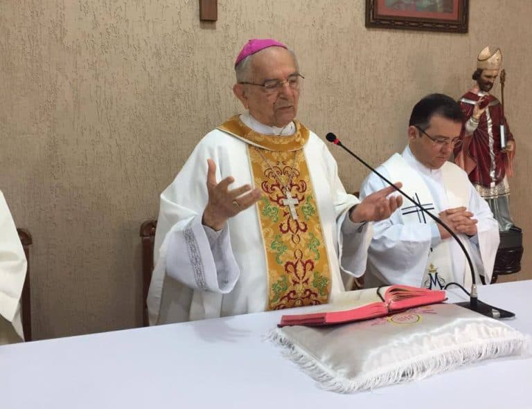 Dom Heitor Sales, arcebispo emérito de Natal, é internado em UTI