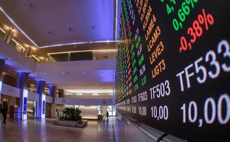 Investidores estrangeiros retiram R$ 24,2 bilhões da bolsa de valores brasileira em 2024, pior resultado em 9 anos