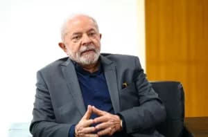 Sob pressão por Anistia, Lula convida cúpula do Congresso para ato em 8/01