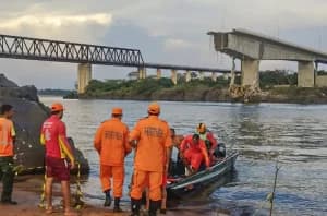 Busca ativa por desaparecidos em ponte que desabou será encerrada