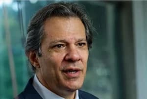 Meta remove vídeo falso de Haddad após notificação da AGU
