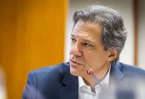 Haddad admite que falas de Trump preocupam, mas quer esperar decisões
