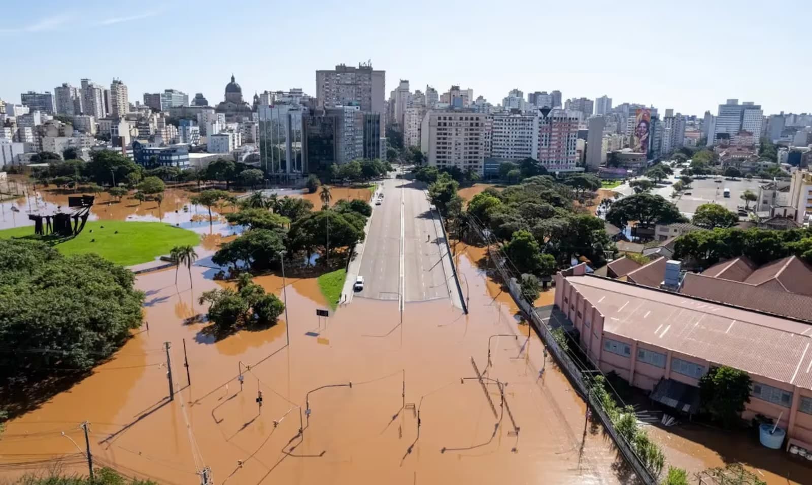 Efeitos do clima em escolas brasileiras demandam mudanças urgentes, alerta Unicef
