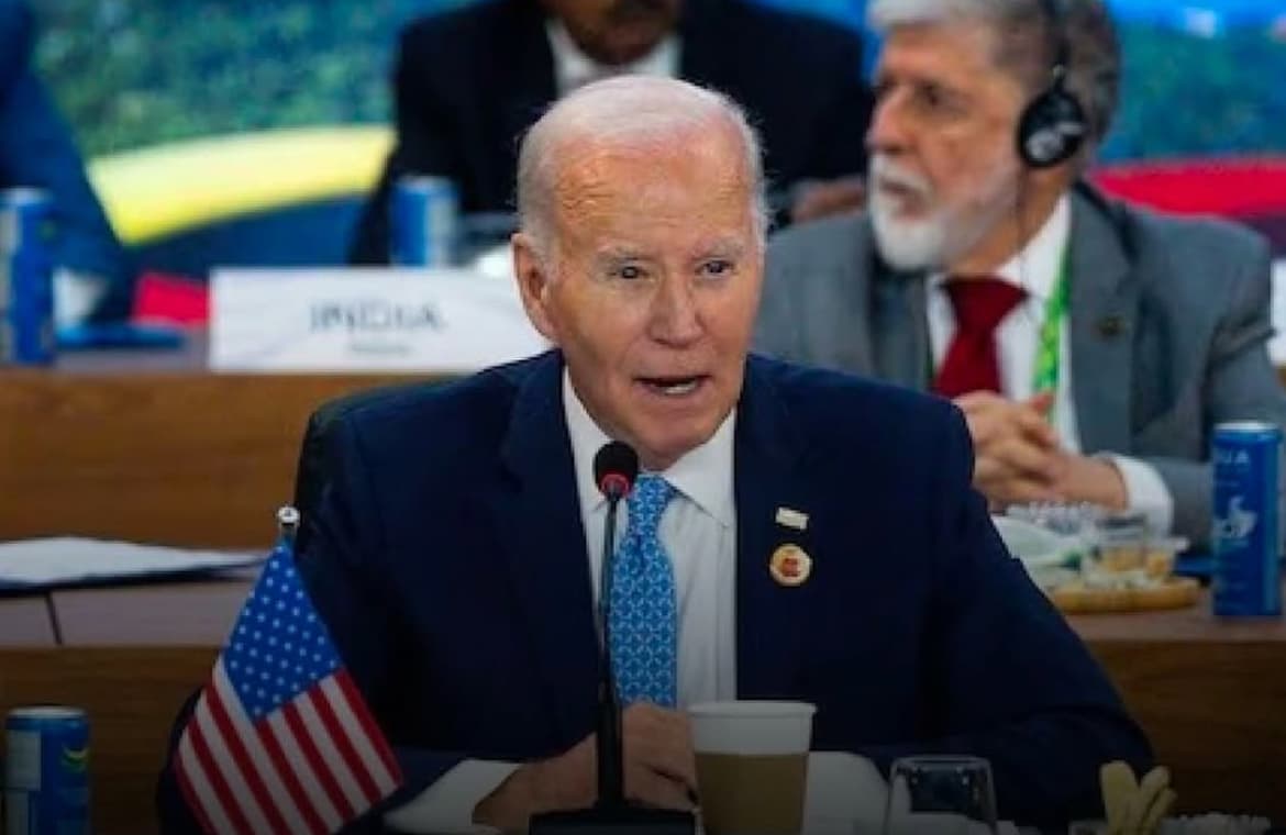 Governo Lula recebeu 32 aviões com deportados da gestão Biden e nunca reclamou de algemas