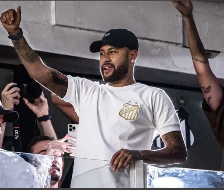 Neymar anuncia retorno ao Santos: “Orgulho que nem todos podem ter”