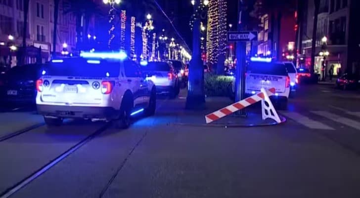Motorista atropela multidão e deixa ao menos 10 mortos no Ano Novo de Nova Orleans, nos EUA