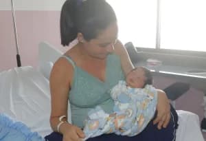 Maitê e Ravi são as primeiras crianças nascidas nas maternidades de Natal em 2025