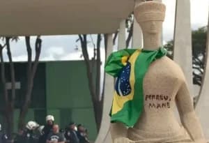 Após dois anos, STF condenou 371 denunciados pelo 8/1; cinco foram absolvidos