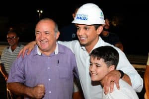 Na contramão do Governo Fátima, Allyson paga salário dos servidores antecipado