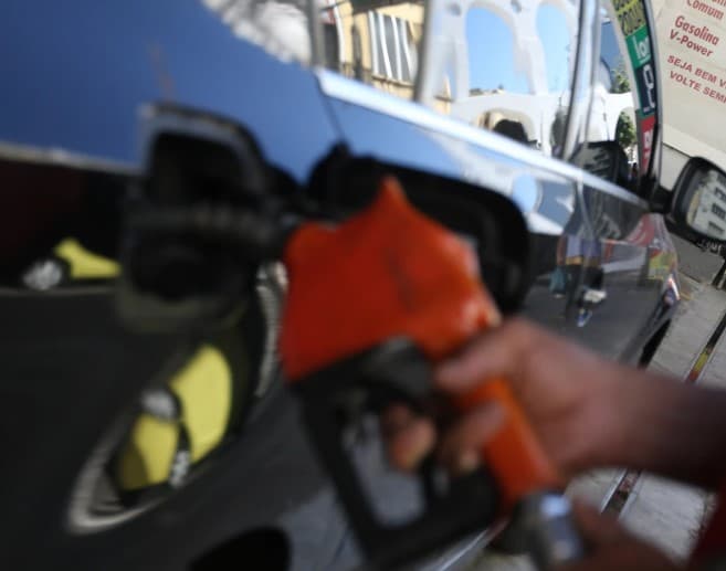 Combustível ficará mais caro a partir de 1º de fevereiro; reajuste do ICMS será aplicado em todo o país