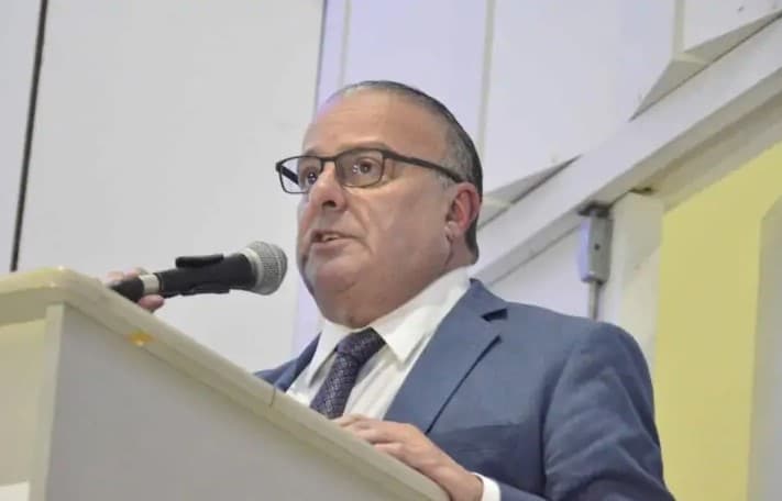 Prefeito de Natal nomeia mais um secretário e oito adjuntos, incluindo ex-vereadores