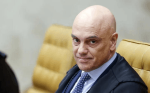 Moraes vai manter na 1ª Turma julgamento contra Bolsonaro por suposta tentativa de golpe